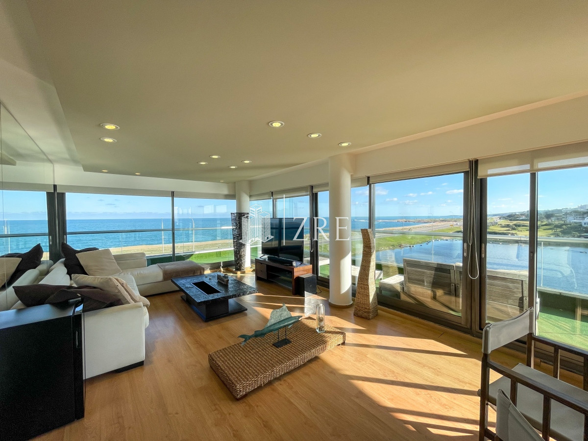 Apartamento ID.221 - Venta penthouse 3 dormitorios punta del este 