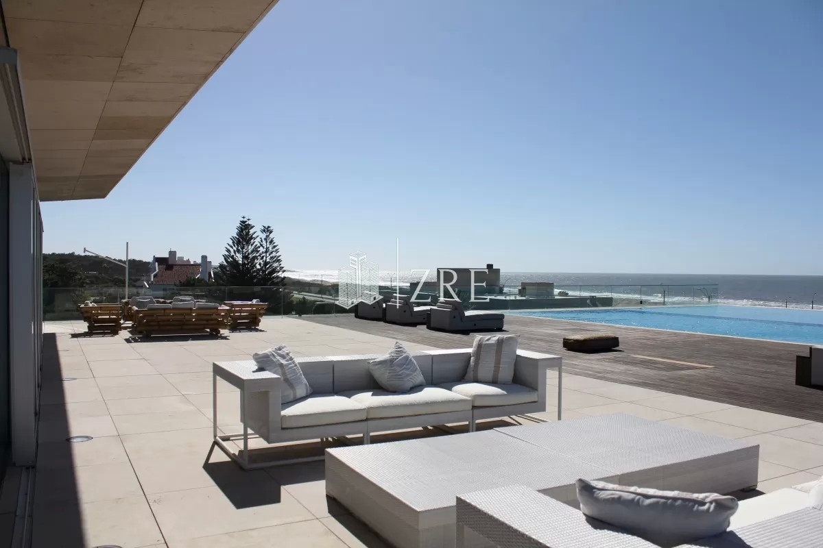 Apartamento ID.908 - Venta apartamento 5 dormitorios playa brava Punta del Este 