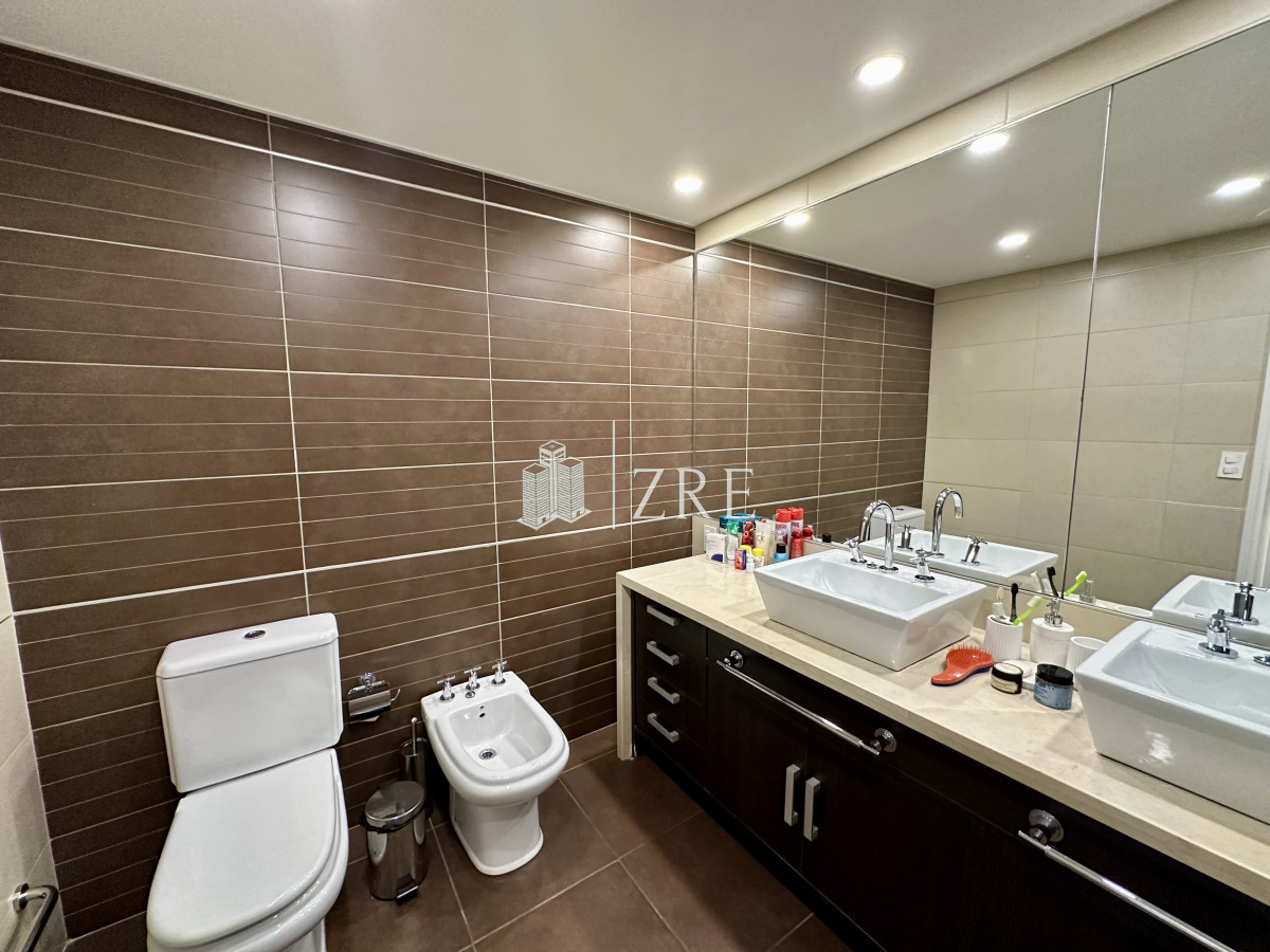 Apartamento ID.1366 - Venta apartamento 2 dormitorios. Imperiale, Punta del Este. 