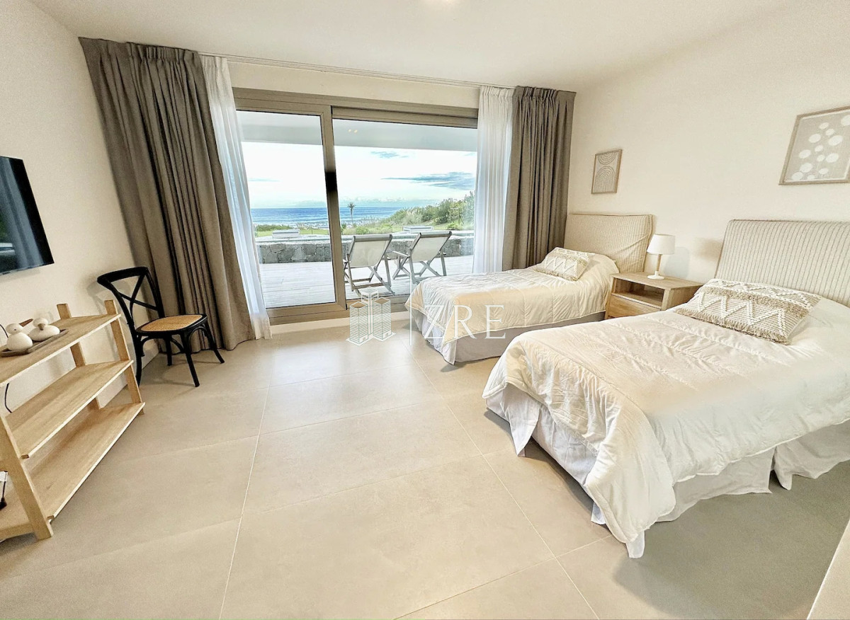 Apartamento ID.205 - Venta apartamento 3 dormitorios Manantiales 