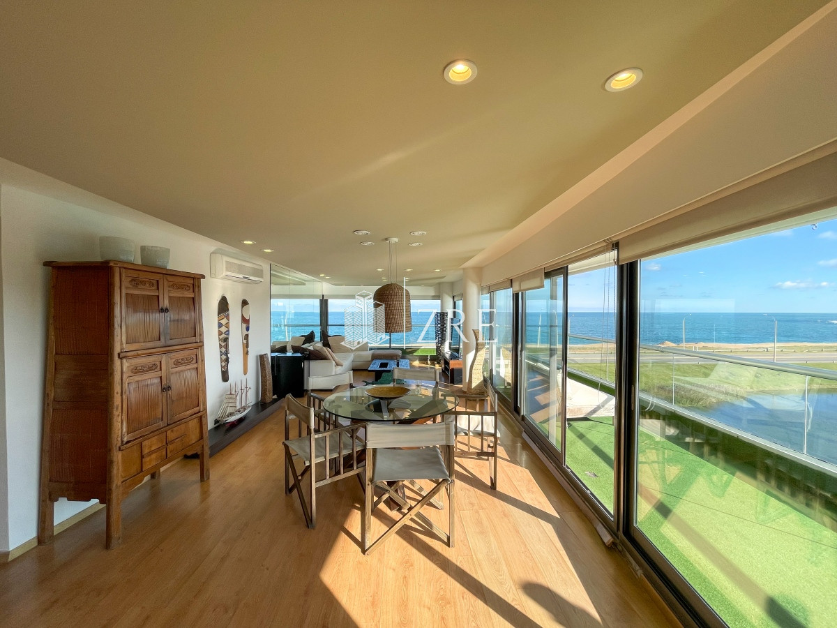 Apartamento ID.221 - Venta penthouse 3 dormitorios punta del este 