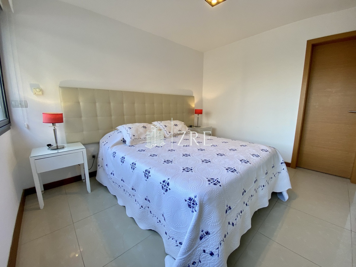 Apartamento ID.334 - Venta apartamento 2 dormitorios. Playa brava, Punta del Este