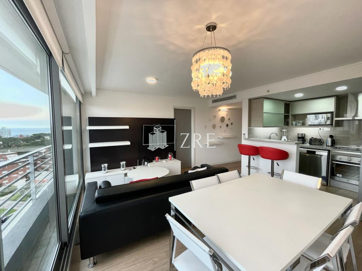 Apartamento ID.194 - Venta apartamento - 2 dormitorios. Playa mansa Punta del Este 
