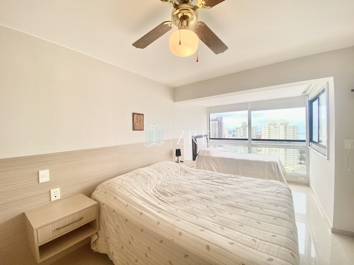 Apartamento ID.279 - Venta apartamento 4 dormitorios playa brava Punta del Este