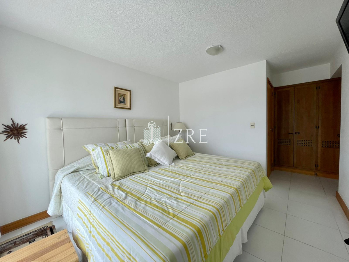 Apartamento ID.491 - Venta penthouse en primera linea de la Brava!