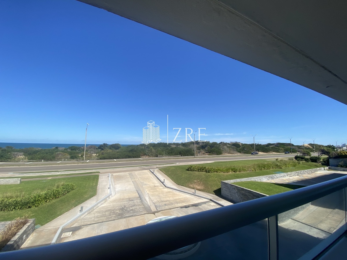 Apartamento ID.256 - Venta apartamento frente al mar 3 dormitorios