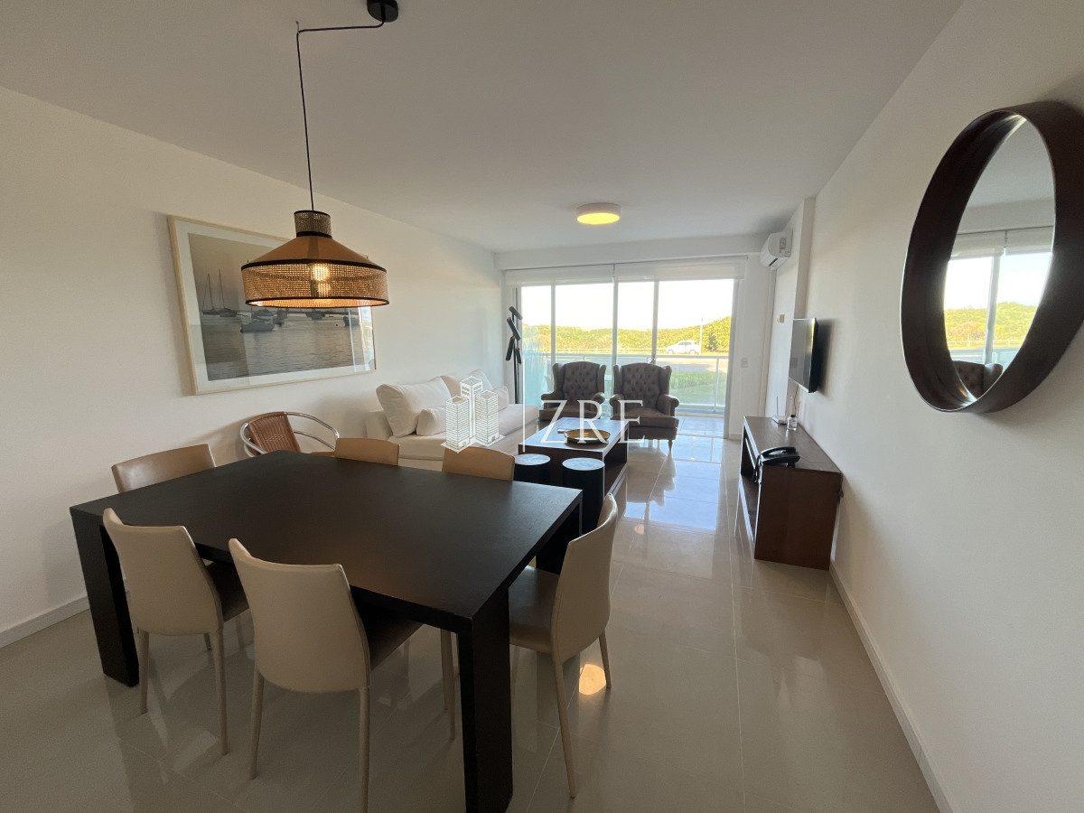 Apartamento ID.233 - Venta apartamento 3 dormitorios playa brava Punta del Este 