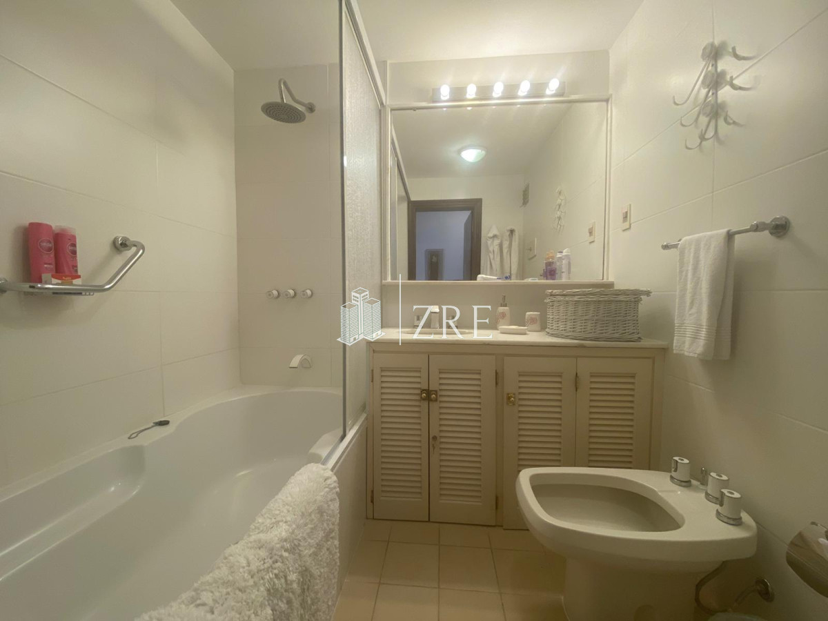 Apartamento ID.500 - Venta Pent-house de lujo sobre el mar en península de Punta del Este   