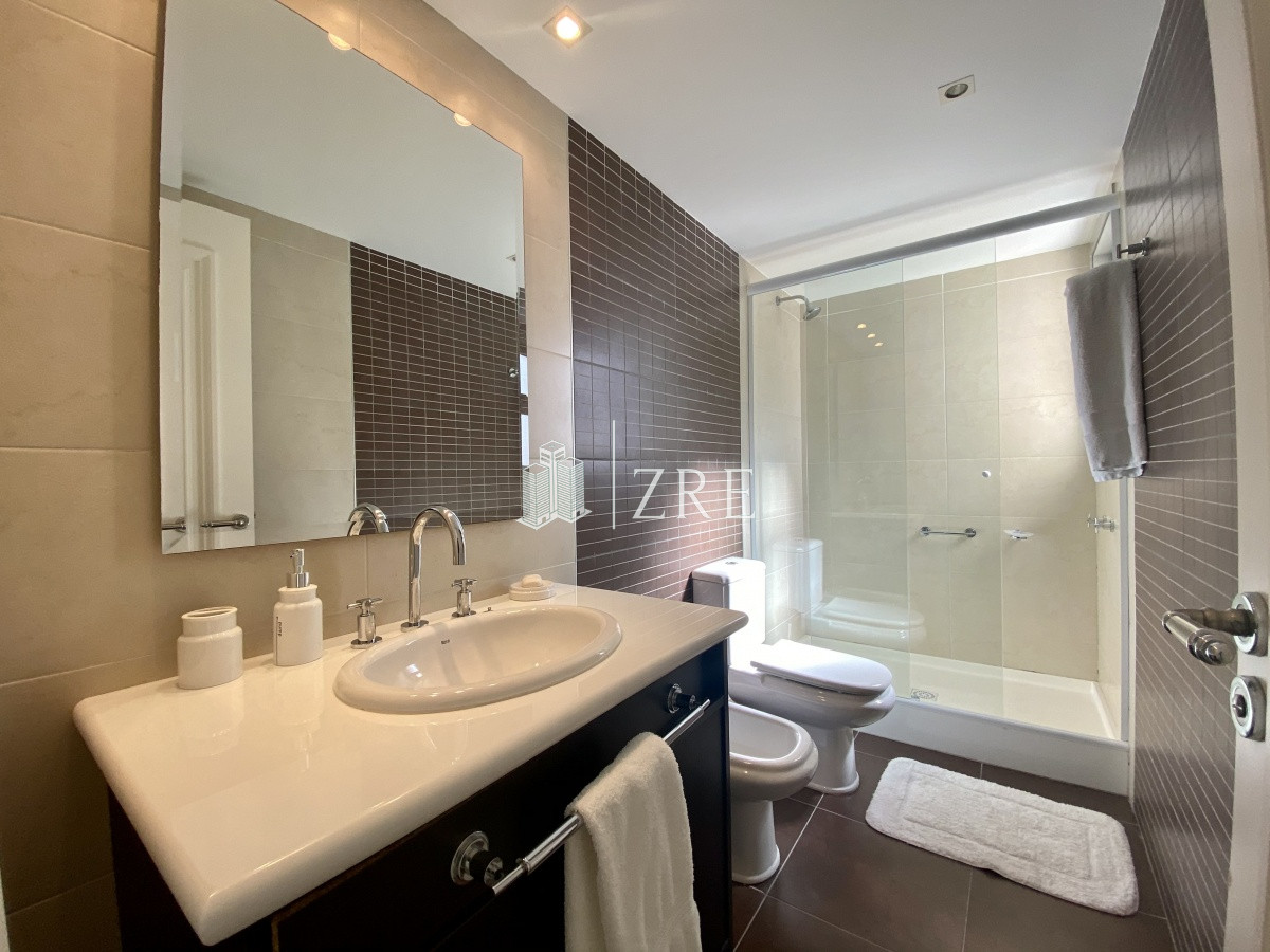 Apartamento ID.510 - Venta apartamento 3 dormitorios Imperiale I esquinero Punta del Este