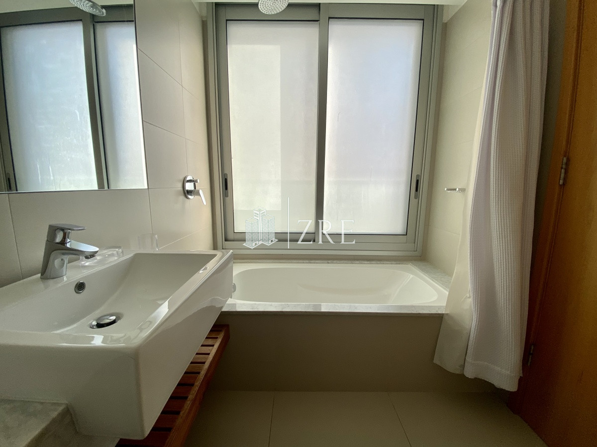 Apartamento ID.341 - Venta apartamento 4 dormitorios, playa brava Punta del Este 