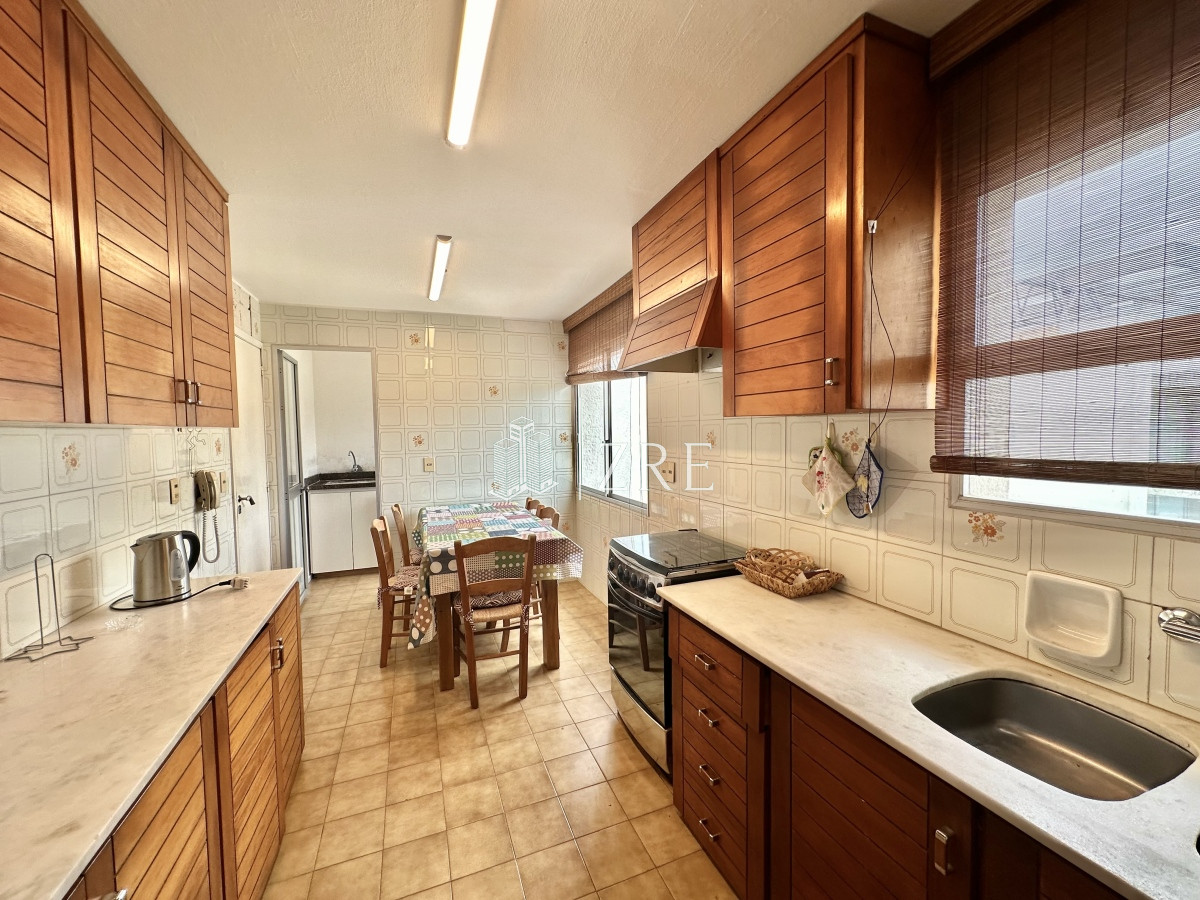 Apartamento ID.801 - Venta Apartamento - 3 Dormitorios 3 Baños - Primera linea Playa Mansa 