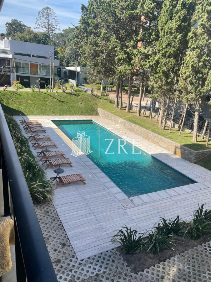 Apartamento ID.631 - Venta apartamento dos dormitorios primera linea, Mansa. Punta Del Este.