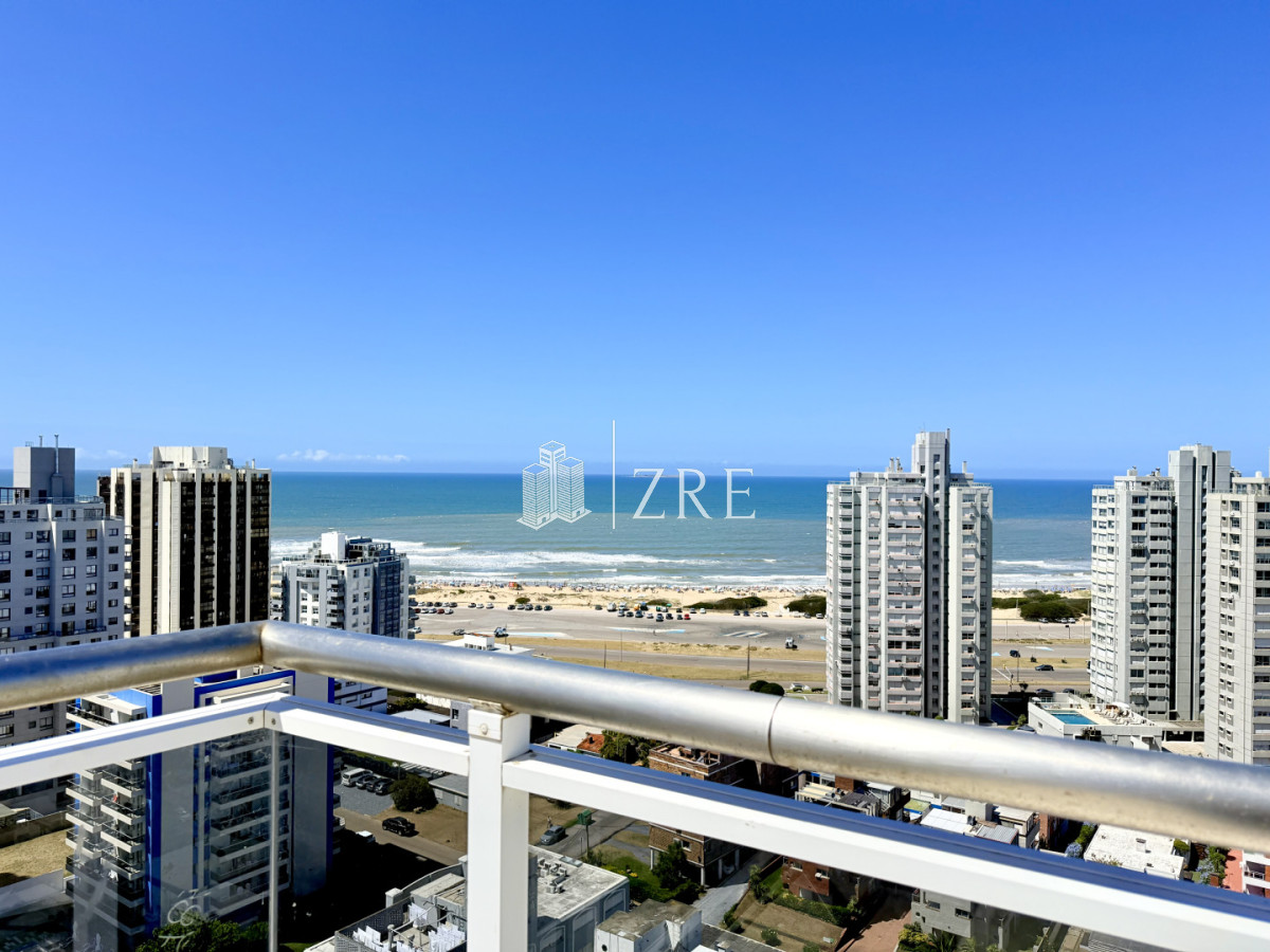 Apartamento ID.783 - Venta Penthouse 3 dormitorios Punta del Este