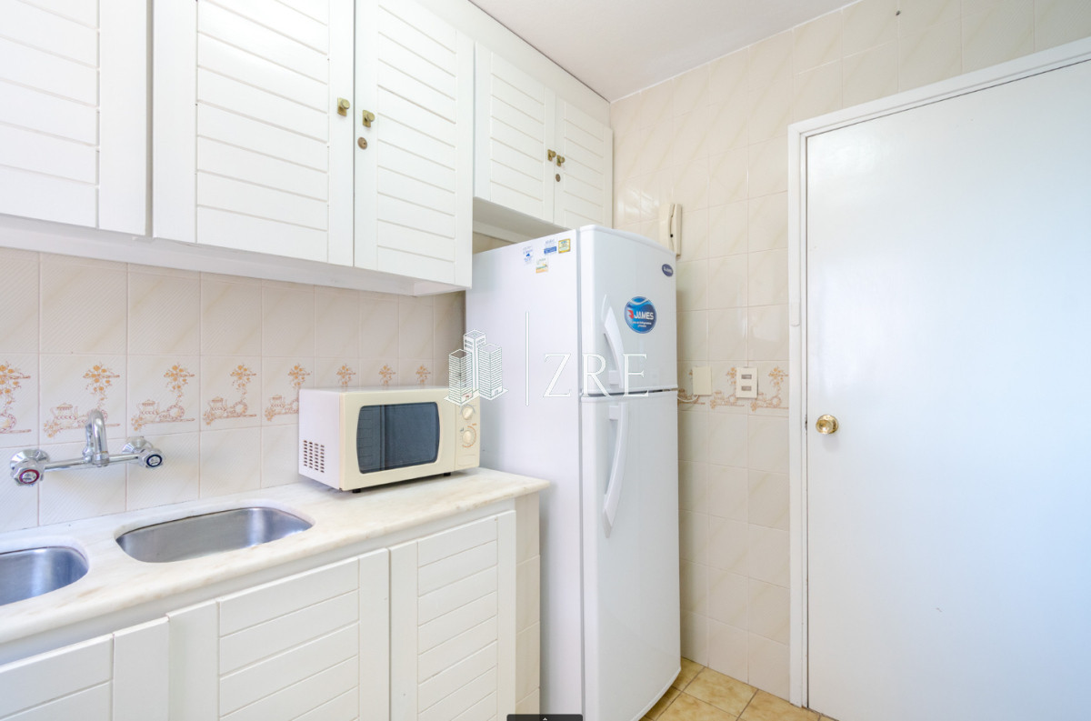 Apartamento ID.674 - Venta apartamento 3 dormitorios. Playa brava, Punta del Este. 
