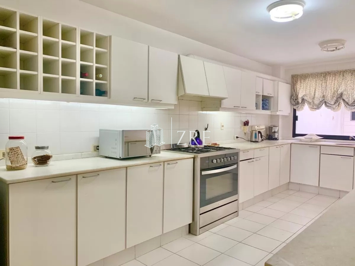 Apartamento ID.297 - Venta apartamento 4 dormitorios  Punta del Este