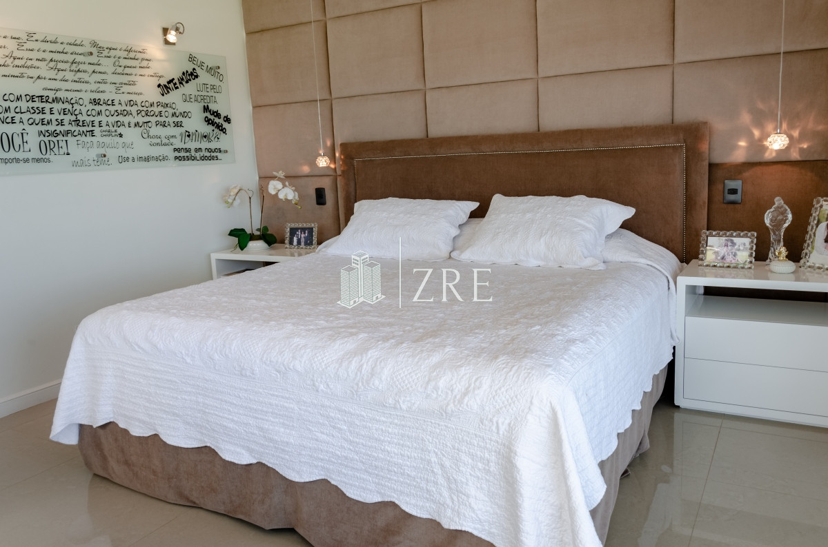 Apartamento ID.54 - Venta apartamento 4 dormitorios. Playa mansa, Punta del Este