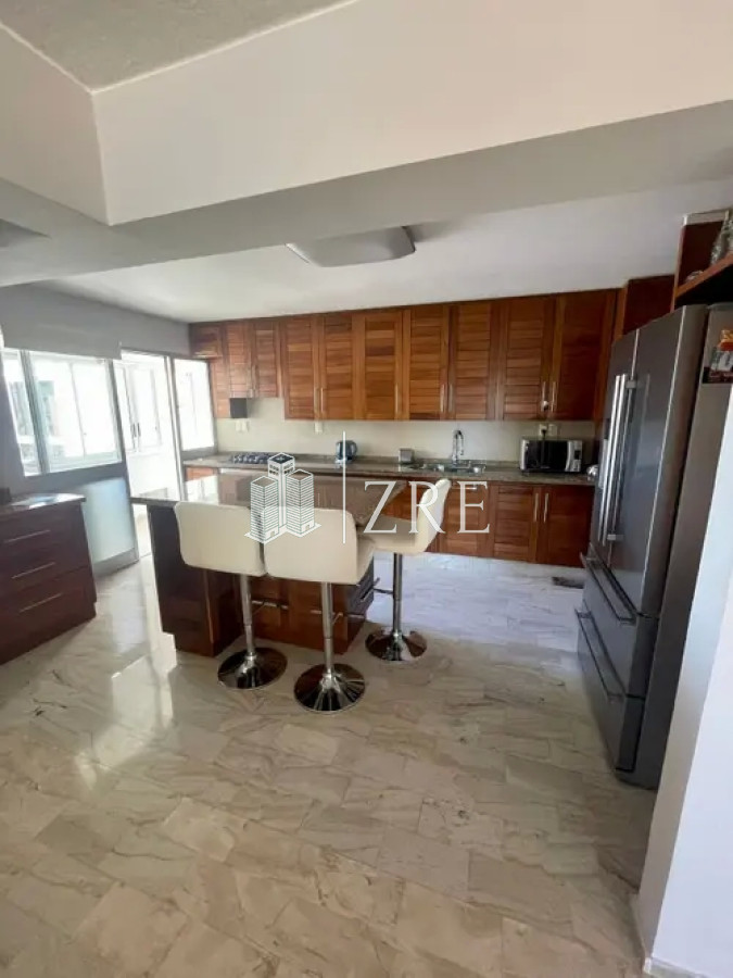 Apartamento ID.73 - Venta Apartamento 3 dormitorios y dependencia servicio
