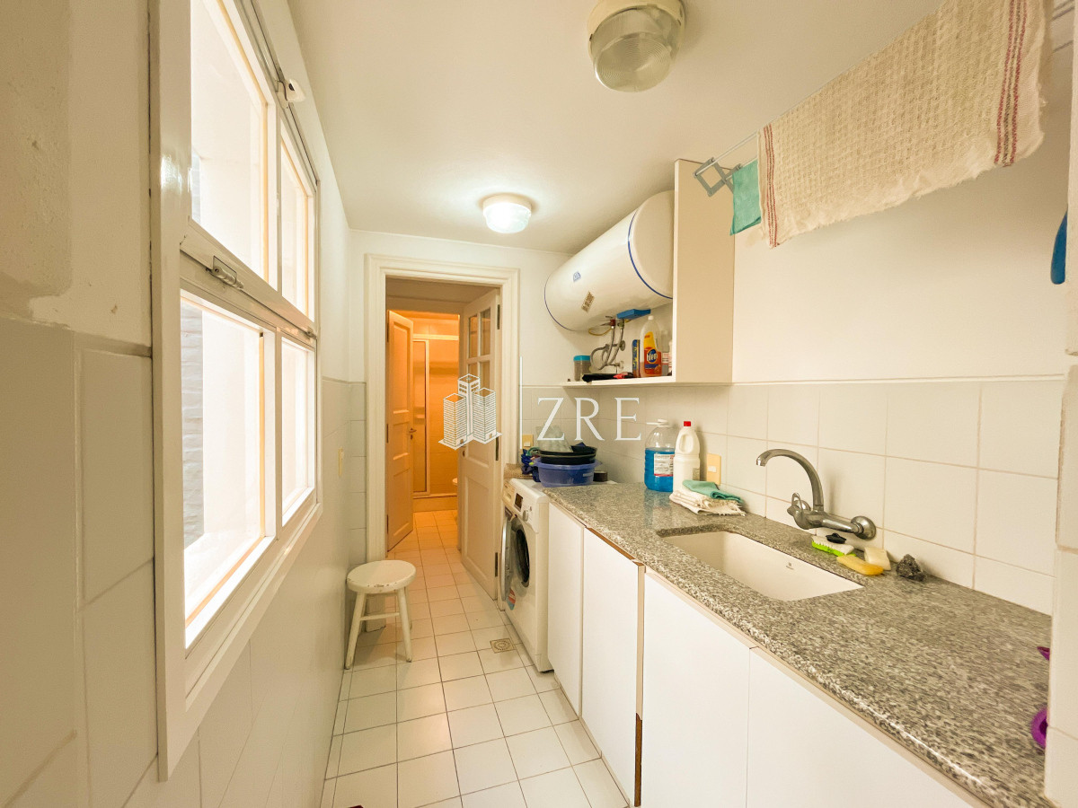 Apartamento ID.985 - Venta y alquiler apartamento en Península, Punta del Este 