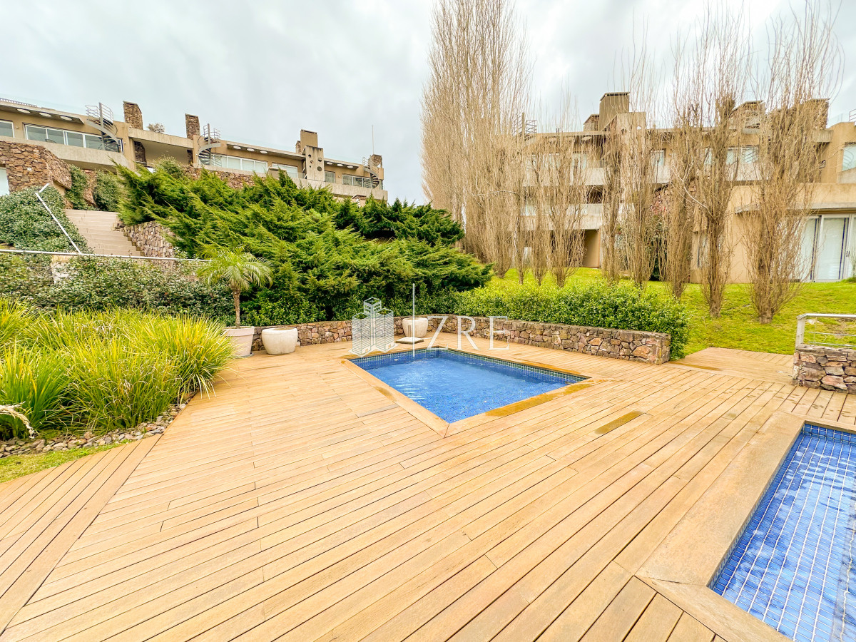 Apartamento ID.574 - Venta Apartamento Punta Ballena, Punta del este 