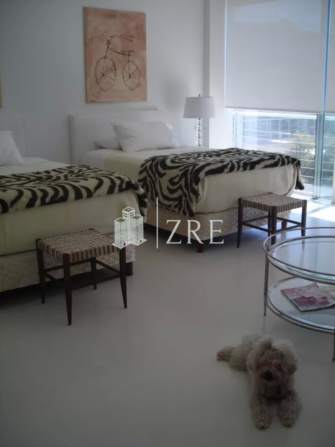 Apartamento ID.908 - Venta apartamento 5 dormitorios playa brava Punta del Este 