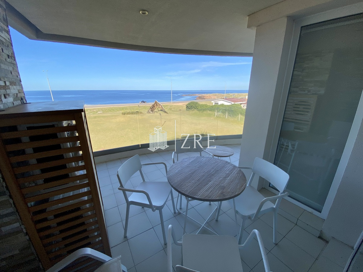 Apartamento ID.352 - Venta apartamento 2 dormitorios playa mansa Punta del Este 