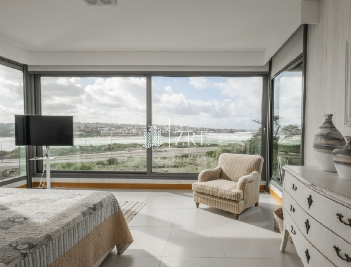 Apartamento ID.56 - Alquiler espectacular penthouse duplex Punta del Este - 4 dormitorios