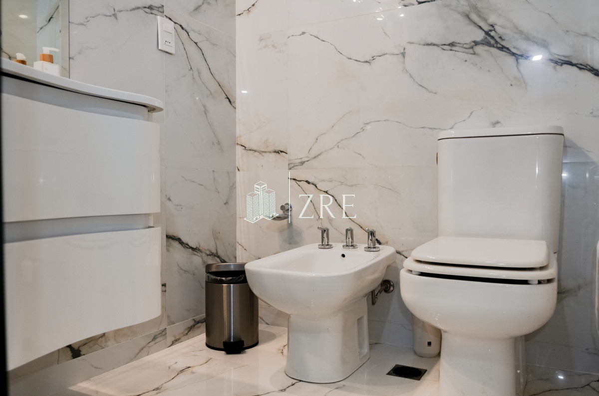 Apartamento ID.54 - Venta apartamento 4 dormitorios. Playa mansa, Punta del Este
