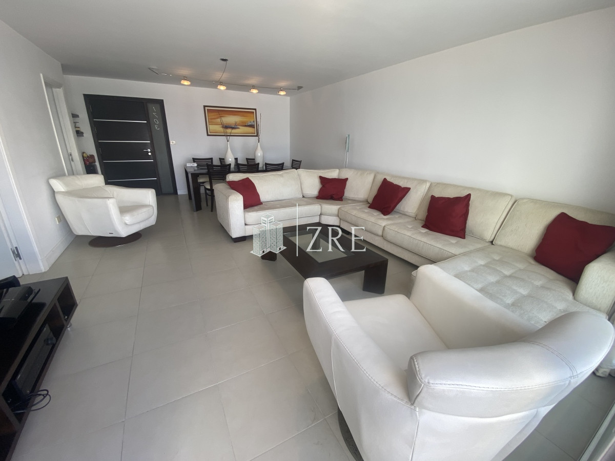 Apartamento ID.783 - Venta Penthouse 3 dormitorios Punta del Este