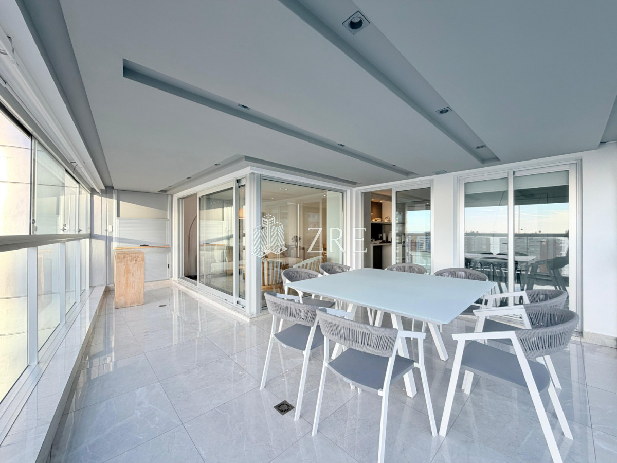 Apartamento ID.1266 - Venta apartamento 2 dormitorios en Mansa Punta del Este