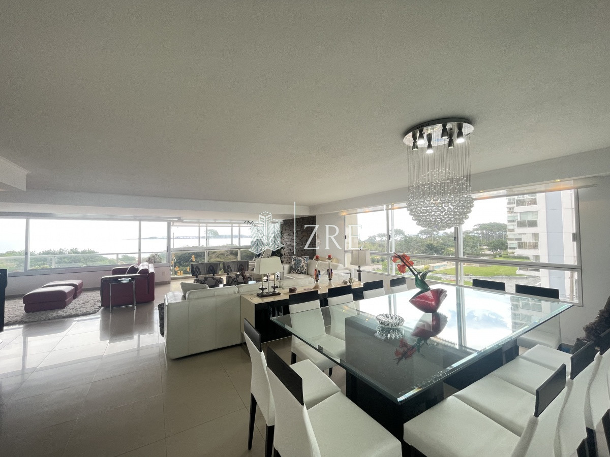 Apartamento ID.496 - Venta apartamento 3 dormitorios playa mansa Punta del Este