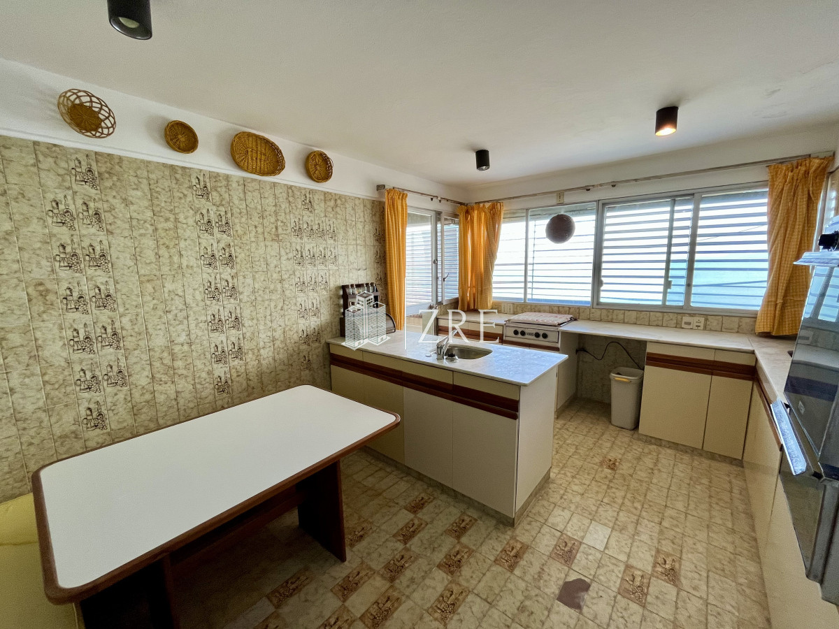 Apartamento ID.685 - Venta Apartamento en venta 3 dormitorios y dependencia en Punta Ballena