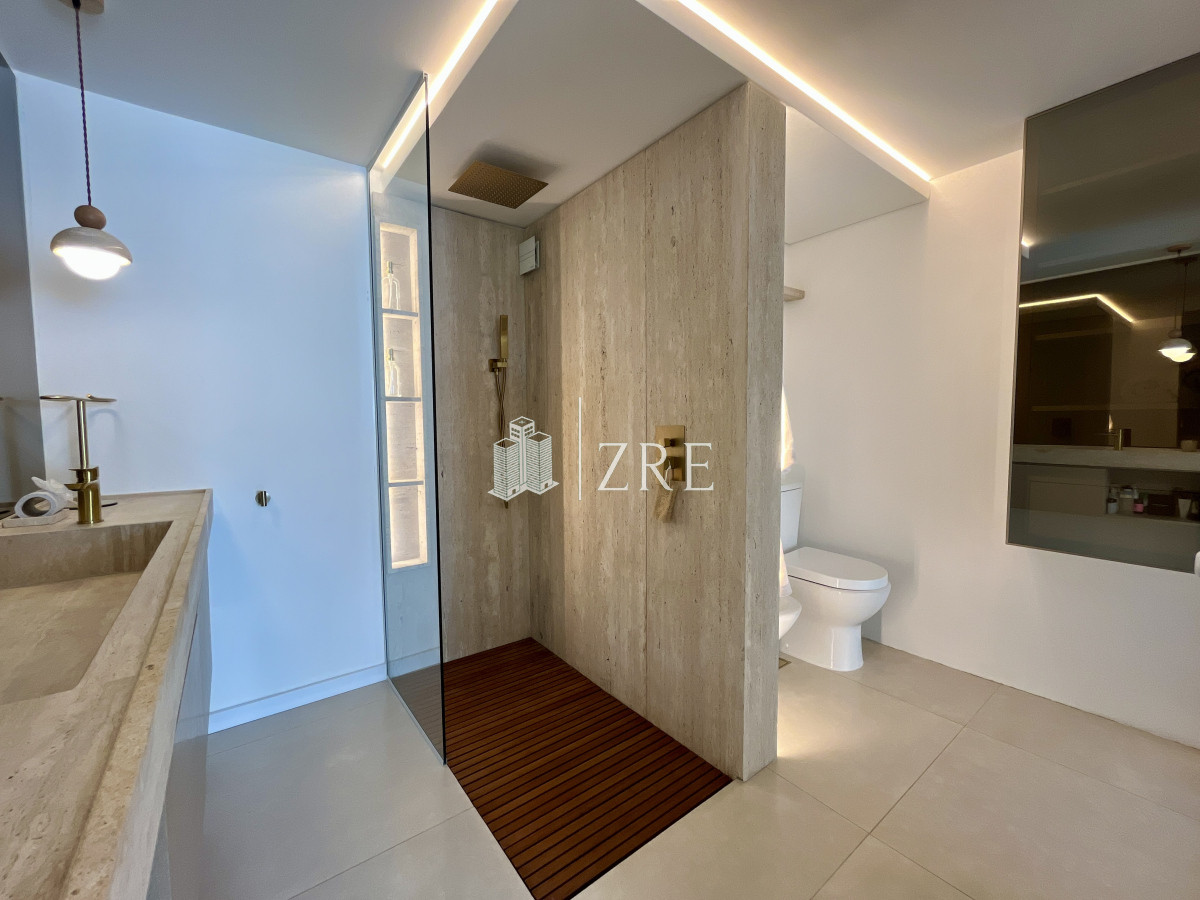 Apartamento ID.668 - Venta apartamento 4 dormitorios. Playa brava, Punta del Este 