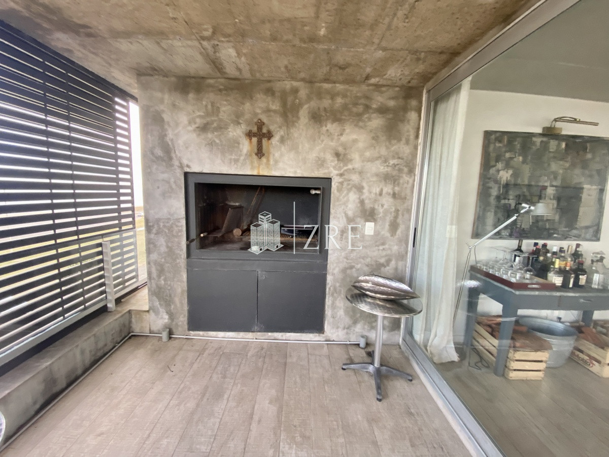 Apartamento ID.335 - Venta apartamento 3 dormitorios playa mansa Punta del Este