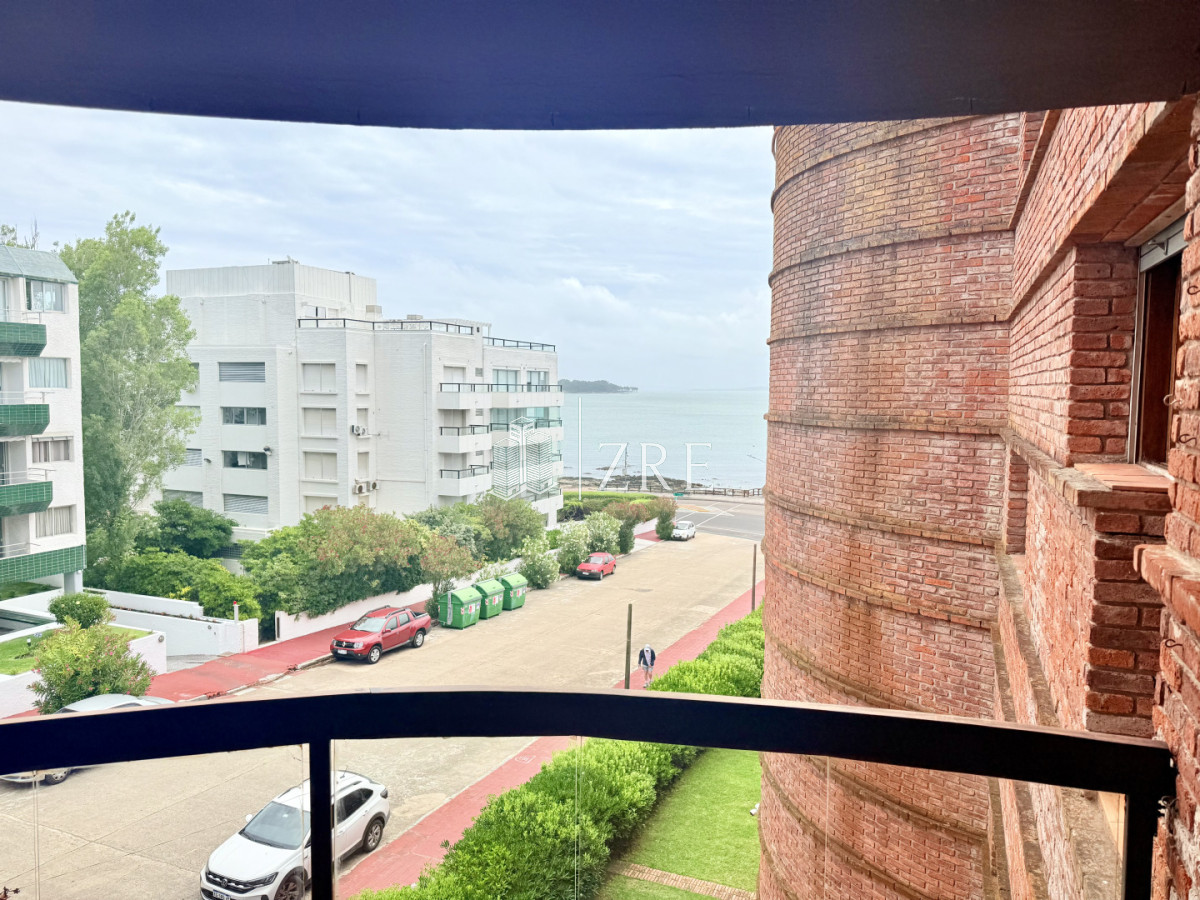 Apartamento ID.414 - Venta apartamento en península, Punta del Este