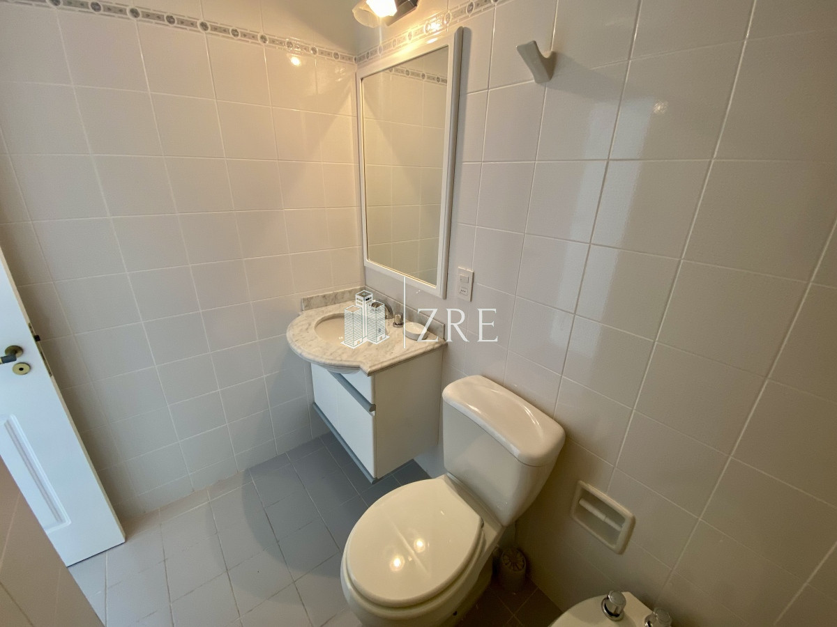 Apartamento ID.137 - Venta apartamento 3 dormitorios más dependencia, playa mansa. Punta del Este 