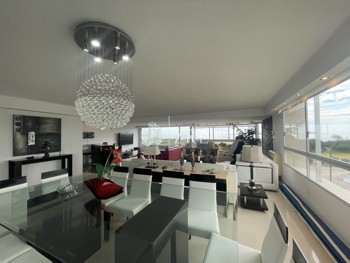 Apartamento ID.496 - Venta apartamento 3 dormitorios playa mansa Punta del Este