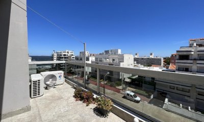 Venta apartamento 2 dormitorios peninsula punta del este