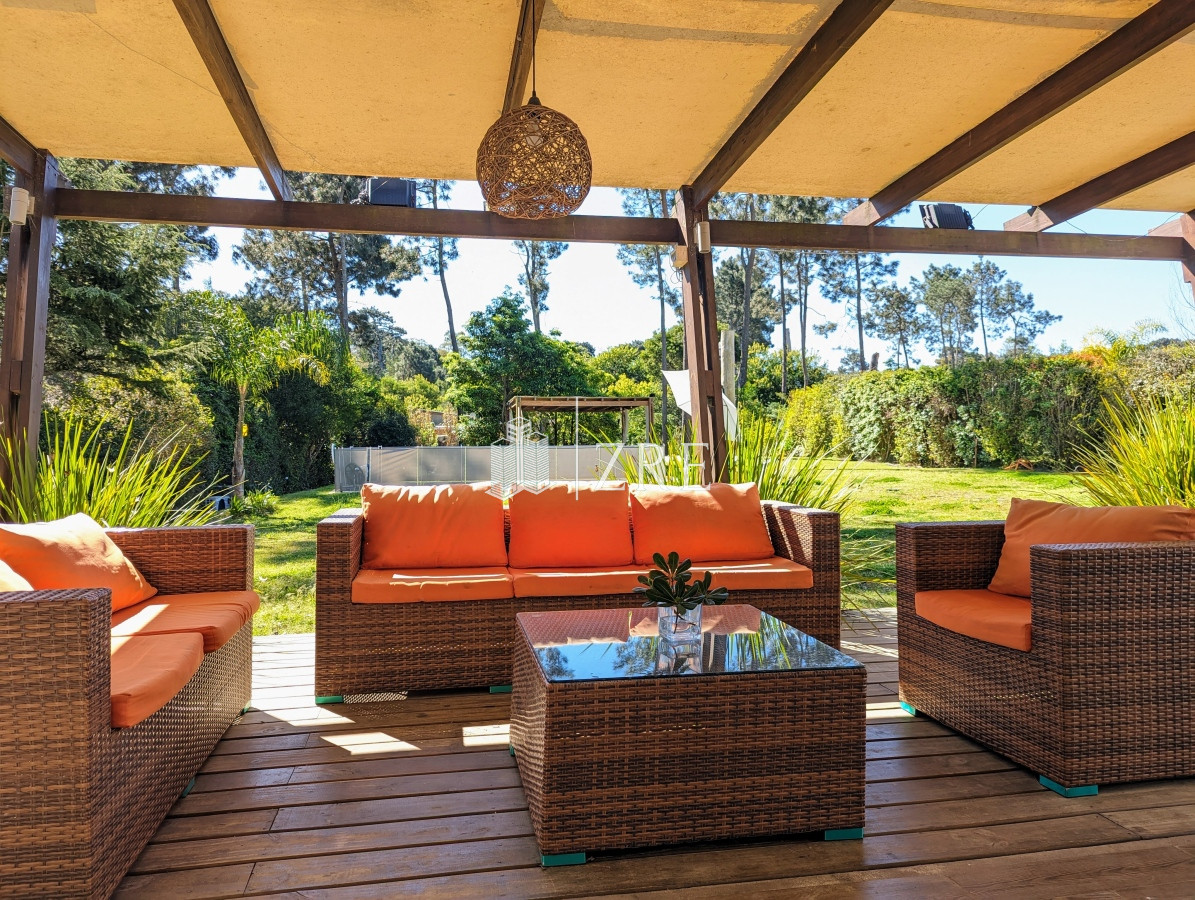 Casa ID.720 - Venta y alquiler espectacular casa en Parque Burnett, Maldonado