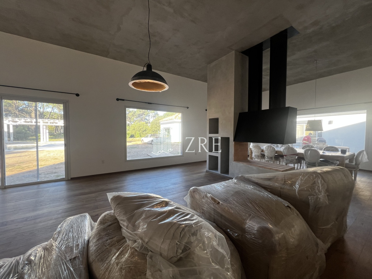 Casa ID.764 - Venta Casa La Barra, Maldonado