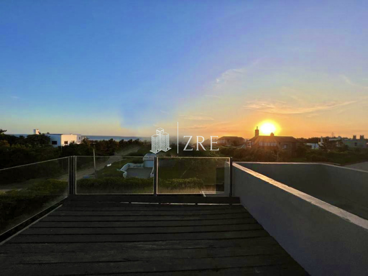 Casa ID.737 - Venta espectacular casa Punta Ballena 4 dormitorios