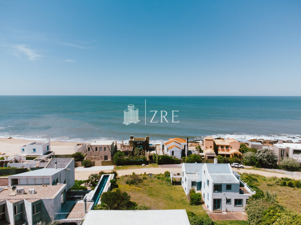 Casa ID.1349 - Alquiler casa 4 dormitorios Punta Piedras, Manantiales. 