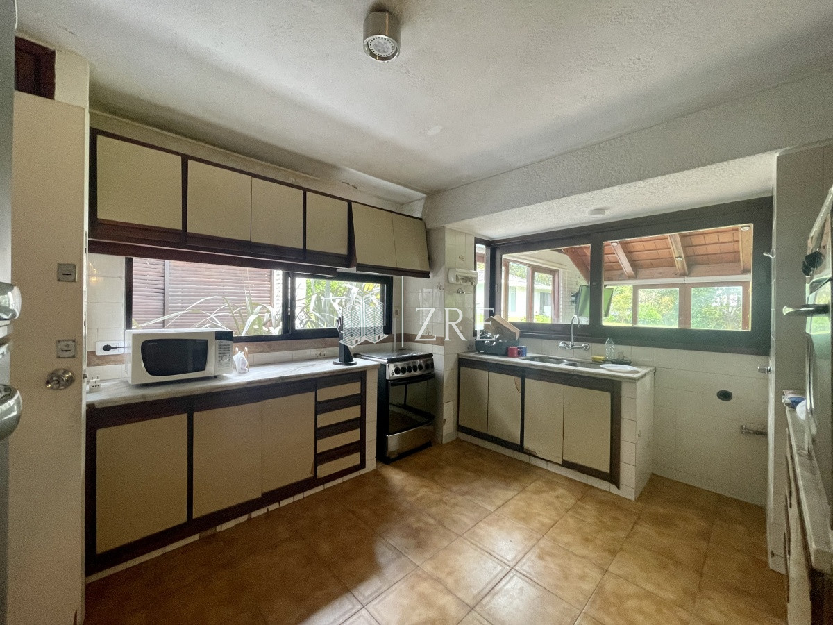 Casa ID.466 - Venta casa 8 dormitorios Punta del Este