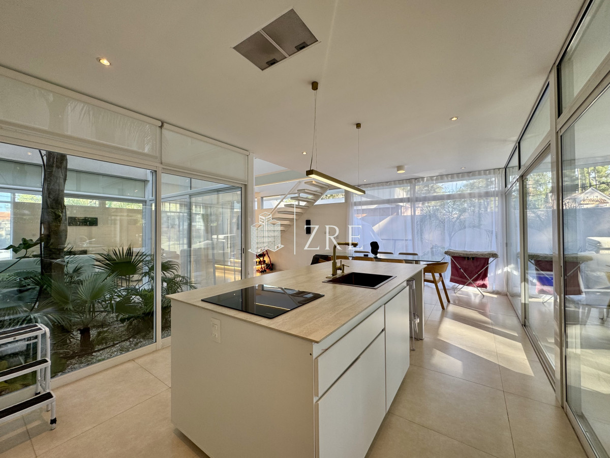 Casa ID.555 - Venta de casa 4 dormitorios en Green Park, Punta Ballena.