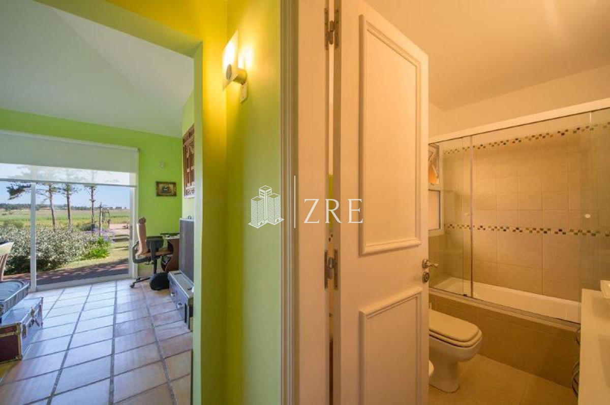 Casa ID.392 - Venta casa tipo chacra en Laguna del Diario, Punta del Este.