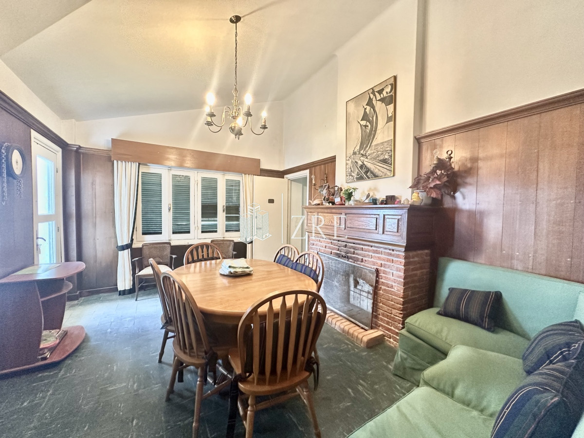 Casa ID.798 - Venta casa 7 dormitorios. Playa brava, Punta del Este