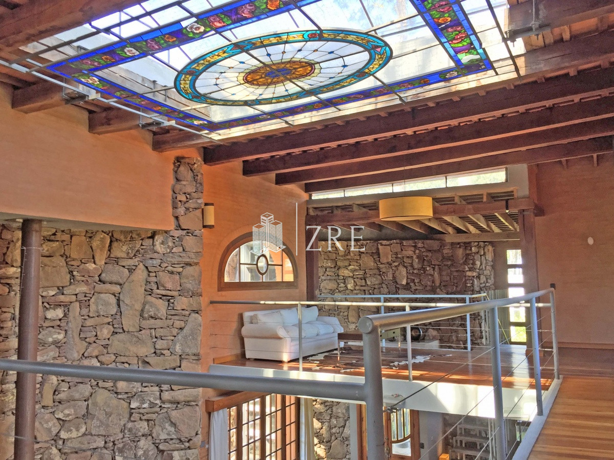 Casa ID.793 - Venta casa en  Barrio Privado La Arbolada Cinco Dormitorios Pisicina