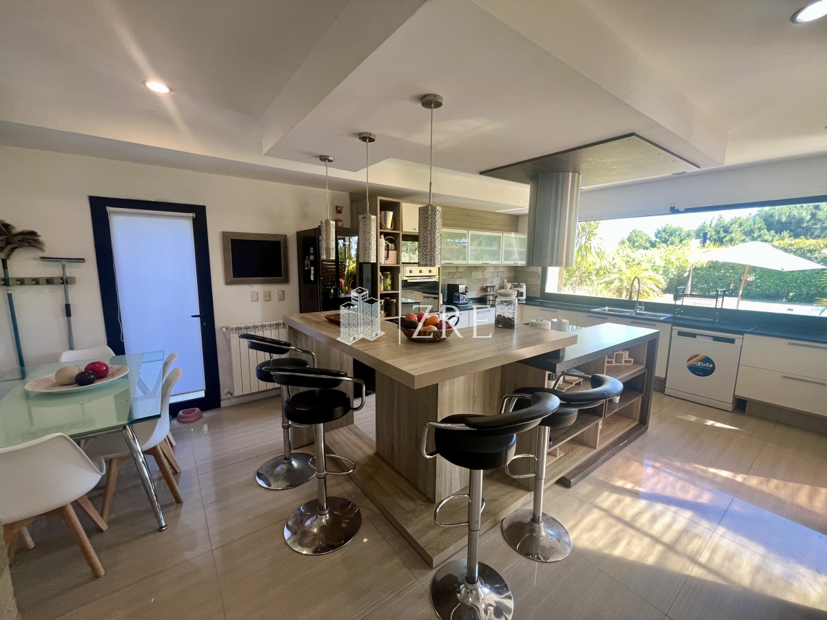 Casa ID.499 - Venta casa de dos plantas en Le Residence 