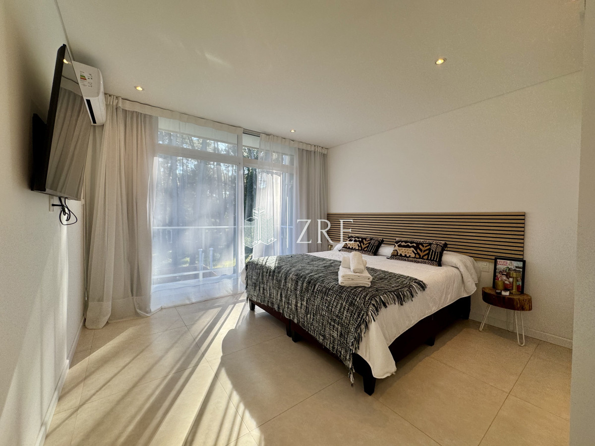 Casa ID.555 - Venta de casa 4 dormitorios en Green Park, Punta Ballena.