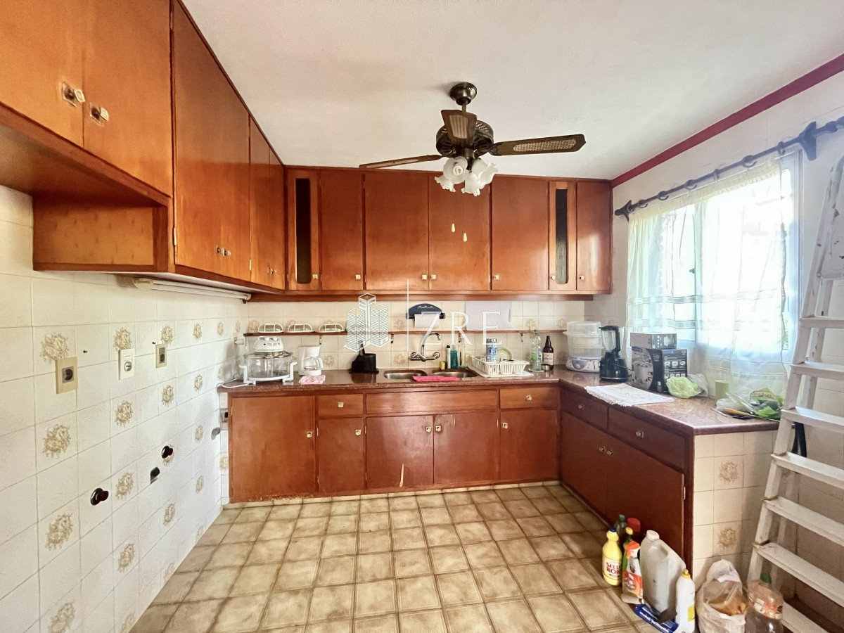 Casa ID.231 - Venta casa 4 dormitorios playa mansa Punta del Este