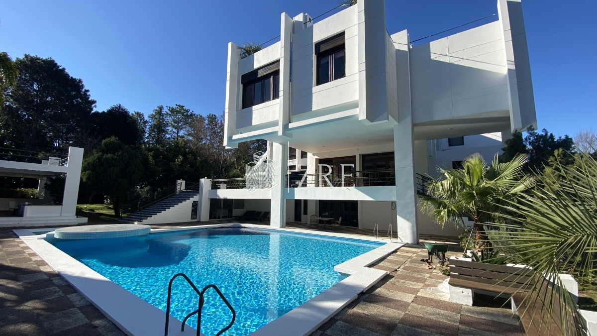 Casa ID.361 - Venta residencia en Punta Ballena. 